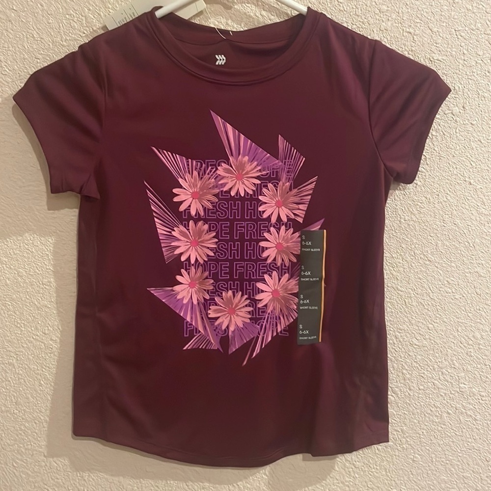 NWT GIRLS SIZE S 6 /6X PURPLE ALL IN MOTION ATHLETIC SHIRT GRAPHIC SHORT SLEEVE - Picture 3 of 9